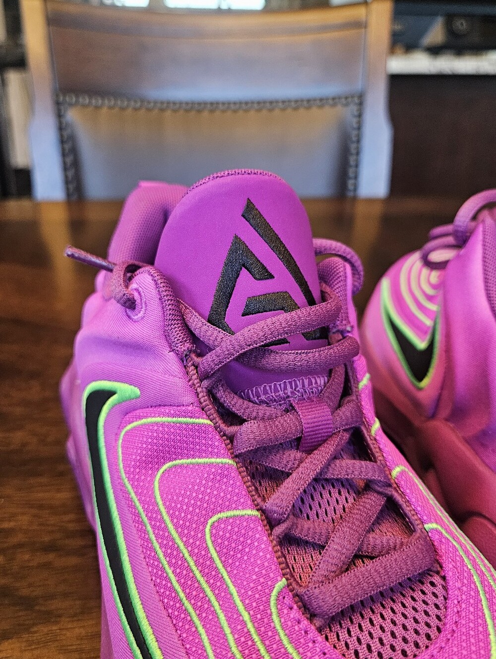 Nike Giannis Immortality 4 (GS) Youth Basketball Shoes - Picture 7 of 10